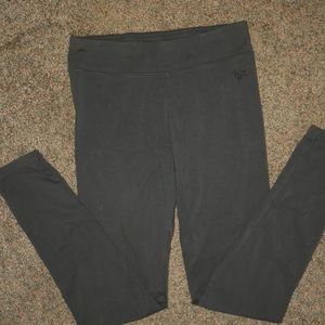 gray leggings